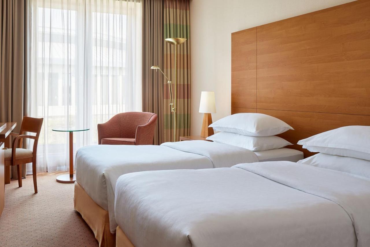 Sheraton Duesseldorf Airport Hotel Zewnętrze zdjęcie